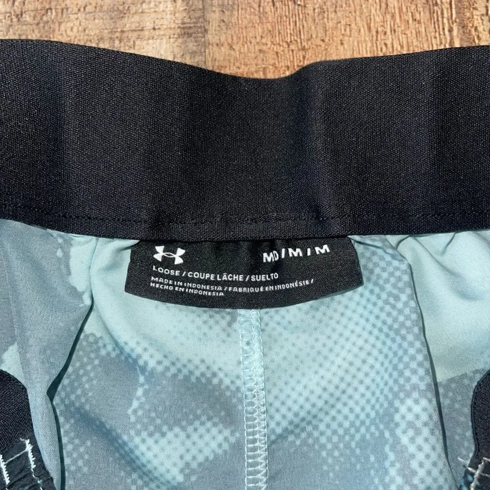 Men’s Under Armour Woven Adapt 5” Shorts Dark Blue/Aqua Size M